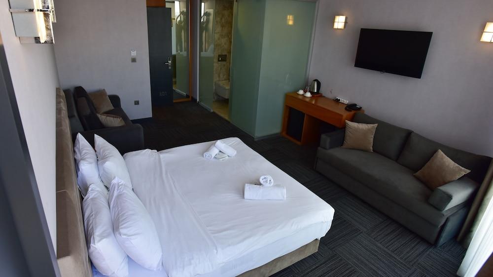 Taksim V Hotel 3*